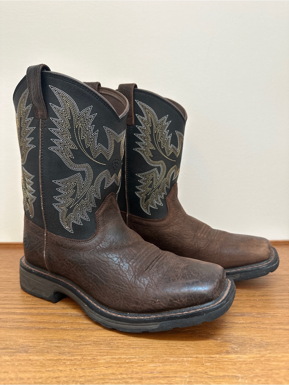 Ariat WorkHog Bruin Boots Kids Boys 5 US Brown Leather Cowboy Western Square Toe